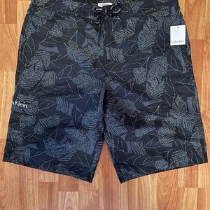 Calvin Klein Men’s Swimshorts/Swim Trunks - Black - Size M - NWT